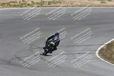 media/Apr-20-2025-AHRMA (Sun) [[393a79c373]]/Race/Group 7/Turn 4b/